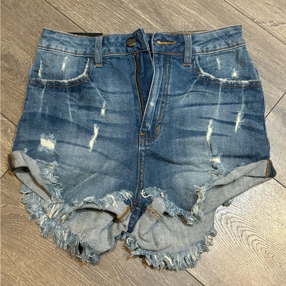 Fashion nova shorts